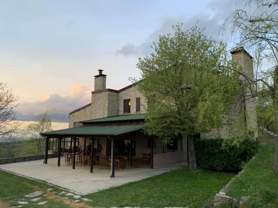 Terrae Eremis: Ristorante, Bar, B&B Roccamorice Εξωτερικό φωτογραφία